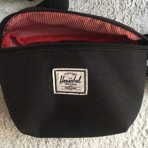 Herschel Fourteen Hip Pack